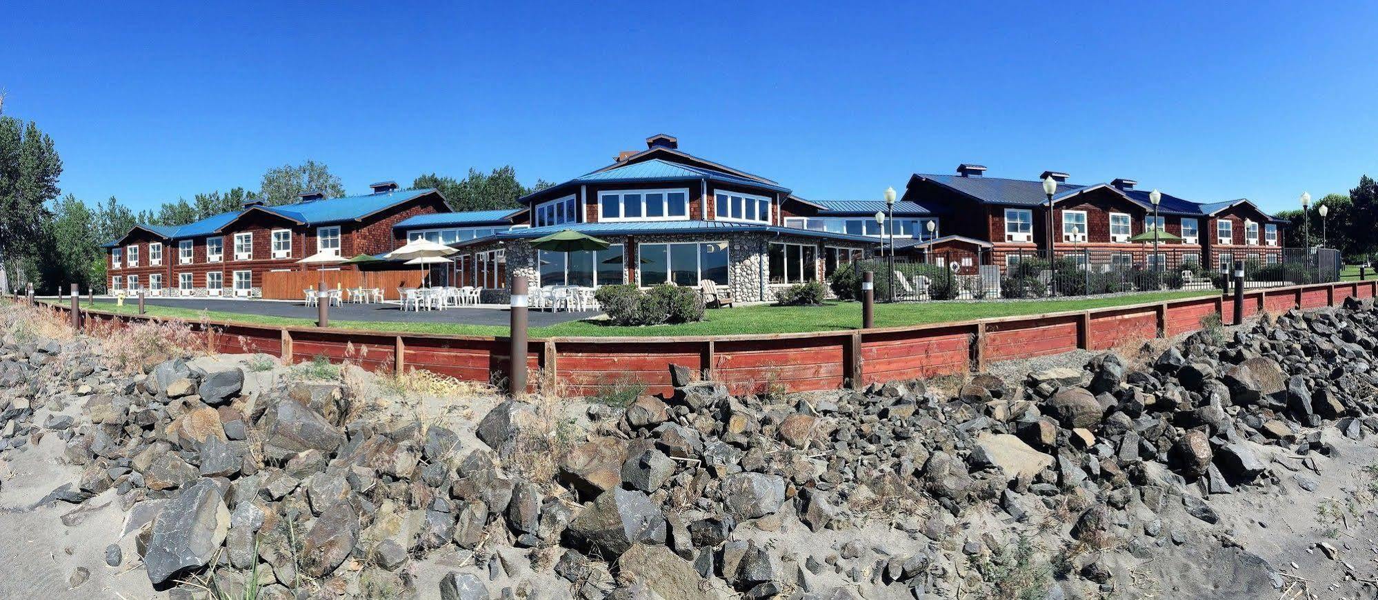River Lodge And Cabins Boardman Buitenkant foto
